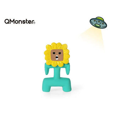 Qmonster Rubber Squeaky Toys - Waterproof Toy for Swimming/ Beach (Sunflower)