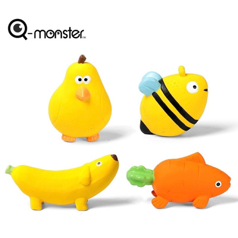Qmonster Rubber Squeaky Toys - Waterproof Toy for Swimming/ Beach (Mr Banana)